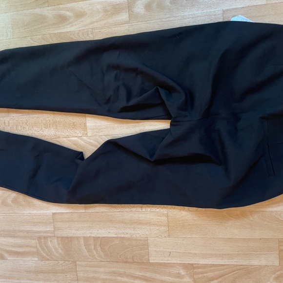 Women’s casual Dress Pant (Fig, size small) - Picture 2 of 2